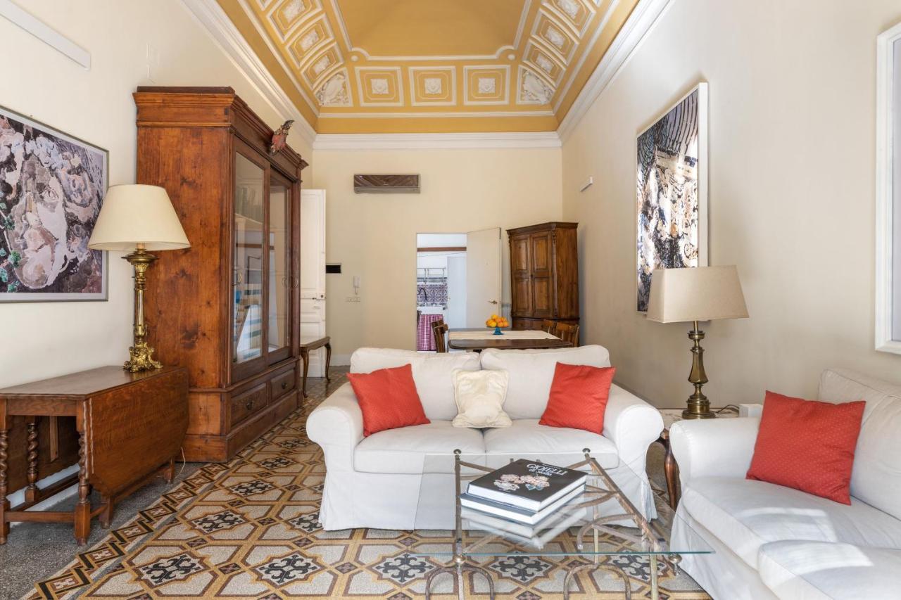 Catania City Center Historical Building Home エクステリア 写真