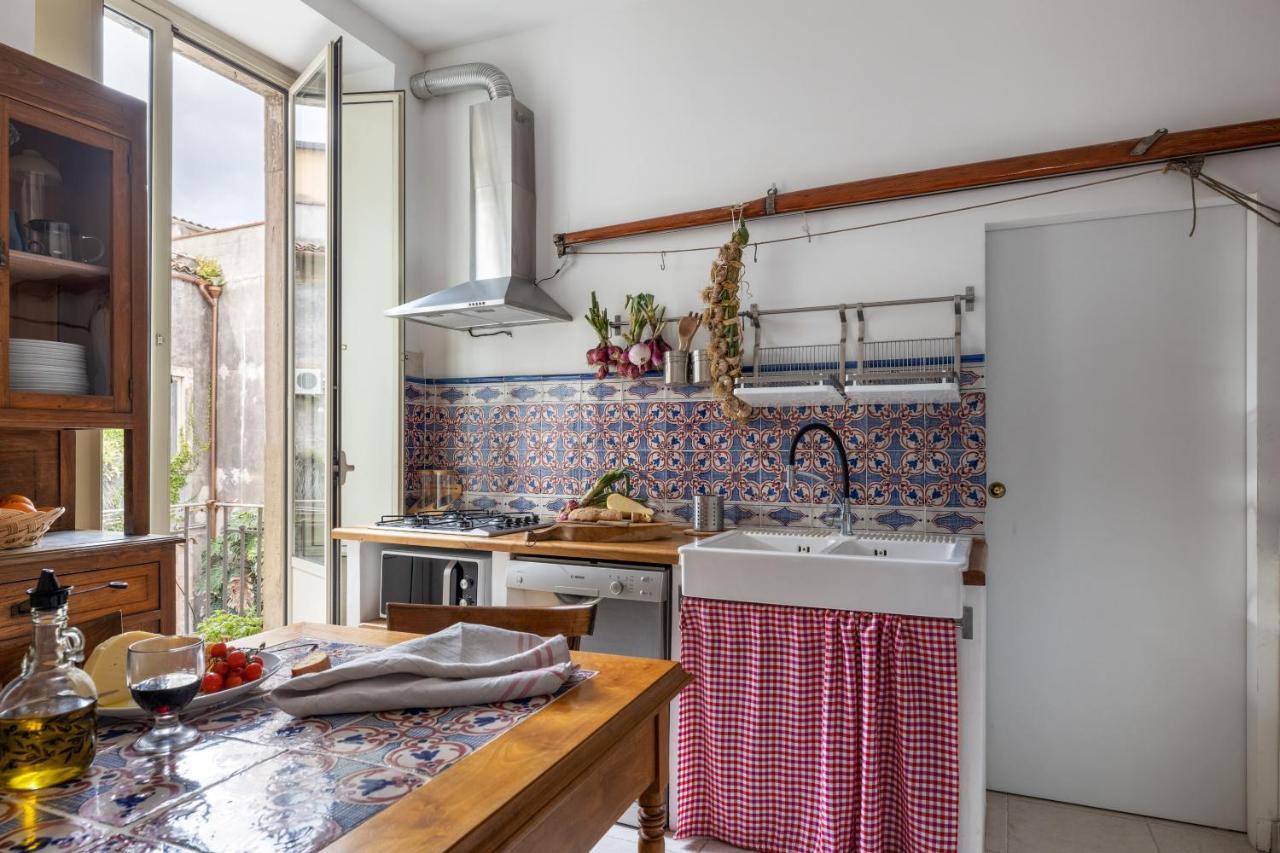 Catania City Center Historical Building Home エクステリア 写真