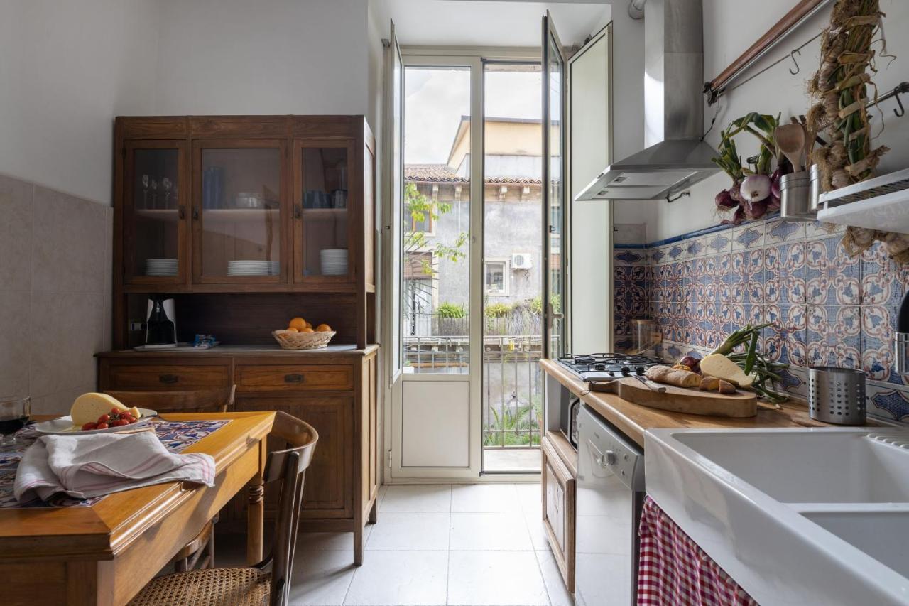Catania City Center Historical Building Home エクステリア 写真